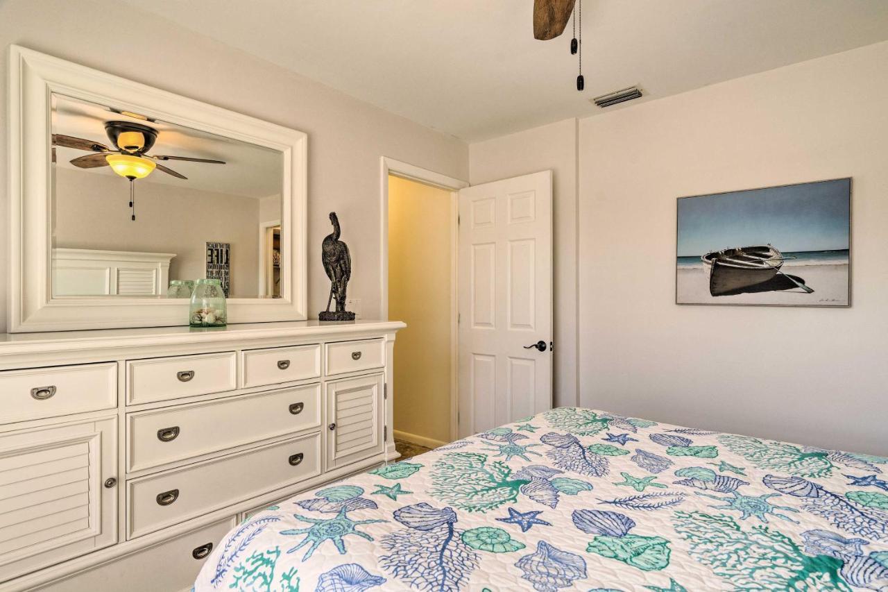 Pet-Friendly Fort Myers Home With Patio And Grill! North Fort Myers Exterior photo