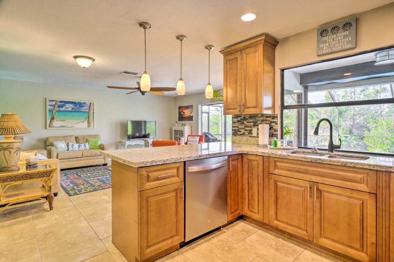 Pet-Friendly Fort Myers Home With Patio And Grill! North Fort Myers Exterior photo