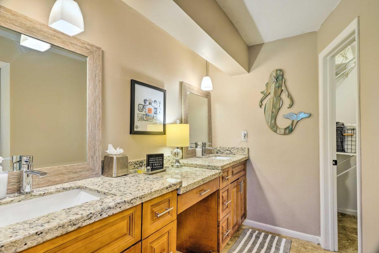 Pet-Friendly Fort Myers Home With Patio And Grill! North Fort Myers Exterior photo